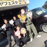 大和店♪大和市K様 ダイハツ タントのタイヤ交換でスタッフと一緒写真📷
