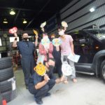 大和店♪大和市I様ホンダクロスロードのタイヤ交換でスタッフとパチリ♪