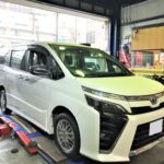 大和店♪リピーターの横浜市瀬谷区Ⅿ様よりトヨタヴォクシーのタイヤ交換を承りました♪