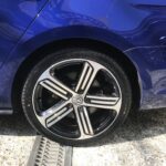 湘南平塚店♪茅ケ崎市S様VWゴルフRのタイヤ交換を承りました♪ネットでタイヤを購入して￥30,000以上のお得！！