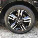 湘南平塚店♪茅ヶ崎市H様HONDAオデッセイ のタイヤ交換を承りました♪スタッフとパチリもご一緒に！！