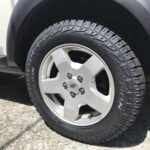 湘南平塚店♪藤沢市T様よりランドローバー ディスカバリー3のタイヤ交換を承りました♪決め手は「家から近いから・急に交換が必要となってしまった為、翌日で予約できたこと」♪