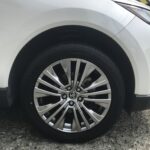 湘南平塚店♪トヨタハリアーのタイヤ交換を承りました♪決め手は「安さ」！！