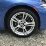 湘南平塚店♪茅ヶ崎市K様よりBMW320dのタイヤ交換を承りました♪決め手は「近さ、お客様の声を見て、タイヤを直送できるから」♪スタッフとパチリもご一緒に!! 湘南平塚店♪茅ヶ崎市K様よりBMW320dのタイヤ交換を承りました♪決め手は「近さ、お客様の声を見て、タイヤを直送できるから」♪スタッフとパチリもご一緒に!!