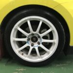 湘南平塚店♪平塚市A様よりSUZUKI スイフトのタイヤ交換を承りました♪決め手は「近さ・安さ・お客様の声を見て・予約のしやすさ・タイヤを直送できるから」♪スタッフとパチリもご一緒に！！