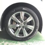 湘南平塚店♪寒川町S様よりLEXUS GS350のタイヤ交換を承りました♪決め手は「価格・予約のしやすさ・家から近いから」♪スタッフとパチリもご一緒に!! 湘南平塚店♪寒川町S様よりLEXUS GS350のタイヤ交換を承りました♪決め手は「価格・予約のしやすさ・家から近いから」♪スタッフとパチリもご一緒に!!