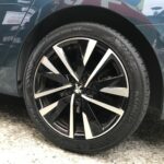 湘南平塚店♪茅ヶ崎市F様お得なコミコミセットで！プジョー 508のタイヤ交換♪決め手は『近さ・お客様の声を見て』！！