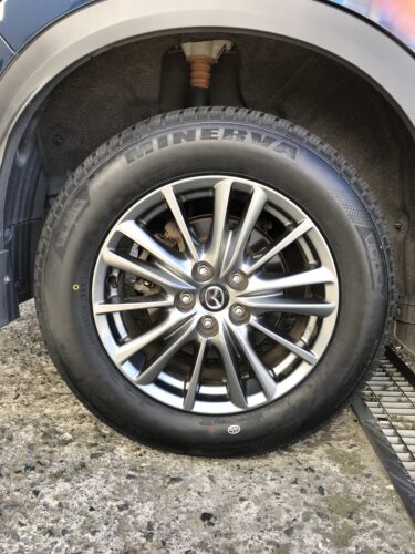 湘南平塚店♪平塚市K様よりMAZDA CX-5のタイヤ交換を承りました♪決め手は「近さ・安さ・お客様の声を見て・予約のしやすさ・タイヤを直送できるから」！！