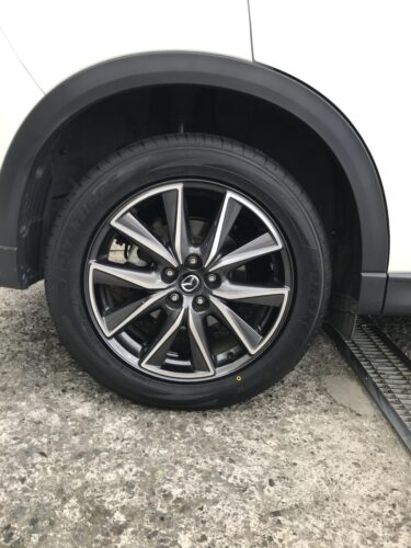 湘南平塚店♪T様お得なコミコミセットで！MAZDA CX-5のタイヤ交換♪決め手は『価格・近さ・安さ・お客様の声を見て・HPの見やすさ・予約のしやすさ』！！