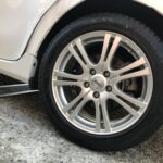 湘南平塚店♪藤沢市M様よりTOYOTA プリウスアルファのタイヤ交換を承りました♪決め手は「安心さ」♪スタッフとパチリもご一緒に！！