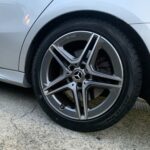 大和店♪横浜市M様よりメルセデスベンツ A250のタイヤ交換を承りました♪決め手は「安さ・予約のしやすさ」♪スタッフとパチリもご一緒に！！