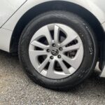 大和店♪横浜市S様よりトヨタ プリウスのタイヤ交換を承りました♪決め手は「お客様の声を見て」♪スタッフとパチリもご一緒に！！