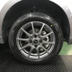 湘南平塚店♪小田原市W様NISSAN サクラ のタイヤ交換を承りました♪決め手は「予約のしやすさ・タイヤを直送できるから」♪スタッフとパチリもご一緒に！！