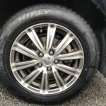 大和店♪横浜市I様トヨタ プリウスのタイヤ交換を承りました♪決め手は「タイヤを直送できるから」♪スタッフとパチリもご一緒に!! 大和店♪横浜市I様トヨタ プリウスのタイヤ交換を承りました♪決め手は「タイヤを直送できるから」♪スタッフとパチリもご一緒に!!