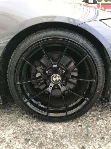 湘南平塚店♪平塚市K様 BMW 4シリーズ クーペのタイヤ交換を承りました♪決め手は「近さ・安さ・予約のしやすさ・タイヤを直送できるから」!! 湘南平塚店♪平塚市K様 BMW 4シリーズ クーペのタイヤ交換を承りました♪決め手は「近さ・安さ・予約のしやすさ・タイヤを直送できるから」!!