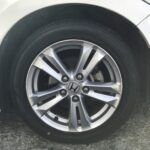 湘南平塚店♪二宮町S様よりホンダCRZのタイヤ交換を承りました♪決め手は「HPの見やすさ、知人からの話で印象が良かったので」♪スタッフとパチリもご一緒に！！