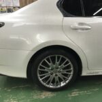湘南平塚店♪平塚市F様 LEXUS GS300ｈのタイヤ交換を承りました♪決め手は「近さ」♪スタッフとパチリもご一緒に！！