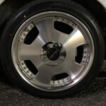 大和店♪座間市T様トヨタ エスティマのタイヤ交換を承りました♪決め手は「お仕事の帰り道」♪スタッフとパチリもご一緒に！！