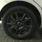 大和店♪長野県安曇野市M様日産 マーチ のタイヤ交換を承りました♪決め手は「HPの見やすさ」♪スタッフとパチリもご一緒に！！