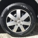 湘南平塚店♪小田原市S様 NISSAN セレナのタイヤ交換を「コミコミセット」で決め手は「近さ・安さ・HPの見やすさ」♪スタッフとパチリもご一緒に！！