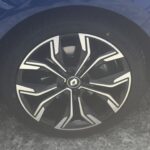 湘南平塚店♪海老名市K様 RENAULT ルーテシアのタイヤ交換を承りました♪決め手は「タイヤを直送できるから」♪スタッフとパチリもご一緒に！！