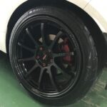 湘南平塚店♪藤沢市A様 TOYOTA GRヤリスのタイヤ交換を承りました♪決め手は「お客様の声を見て・タイヤを直送できるから」♪スタッフとパチリもご一緒に！！