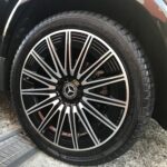 湘南平塚店♪大磯町T様 Mercedes Benz のタイヤ交換を承りました♪決め手は「安心してお任せできるので」♪スタッフとパチリもご一緒に!! 写真 2025-12-07 9 18 40- T様メルセデスベンツタイヤフェスタ湘南平塚店
