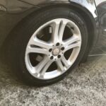 湘南平塚店♪茅ヶ崎市H様 MercedesBenz E320のタイヤ交換を承りました♪決め手は「価格・予約のしやすさ・家から近いから」！！